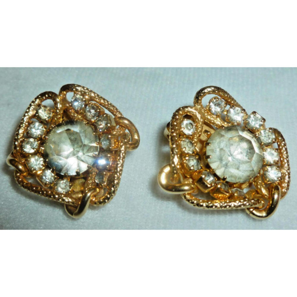 Vintage Gold-tone‎ Clip On Earrings Rhinestone Prong Chain Wrap Design